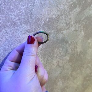 NWOT Premier Jewelry Necklace Clip 💛